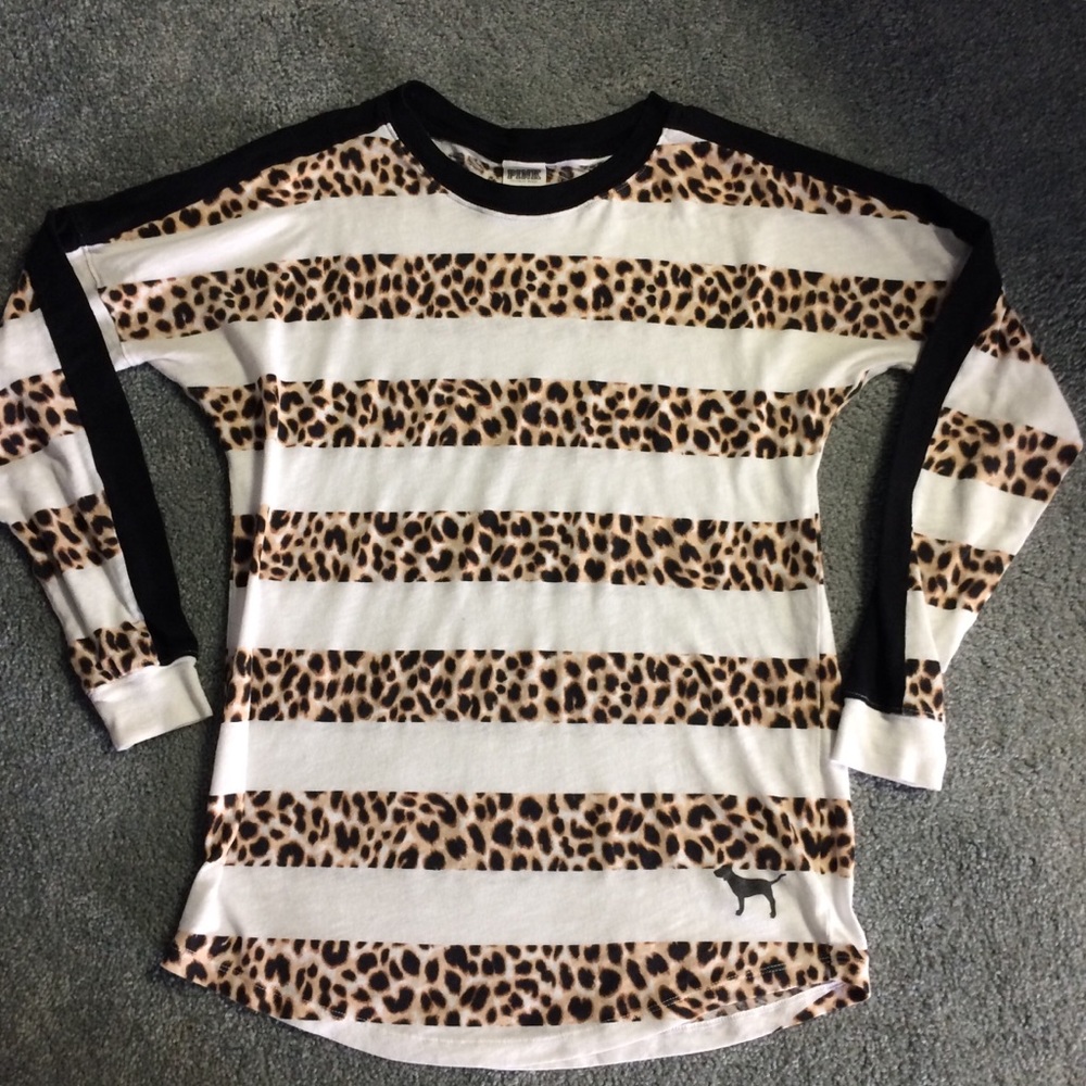 🚫sold🚫Cheetah shirt